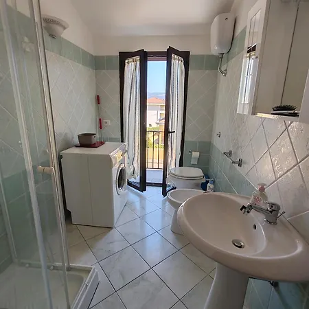 Apartment Mare E Monti - Bilocale Indipendente *